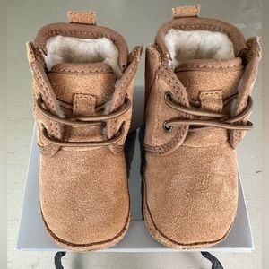 Ugg Baby Neumel boot chestnut